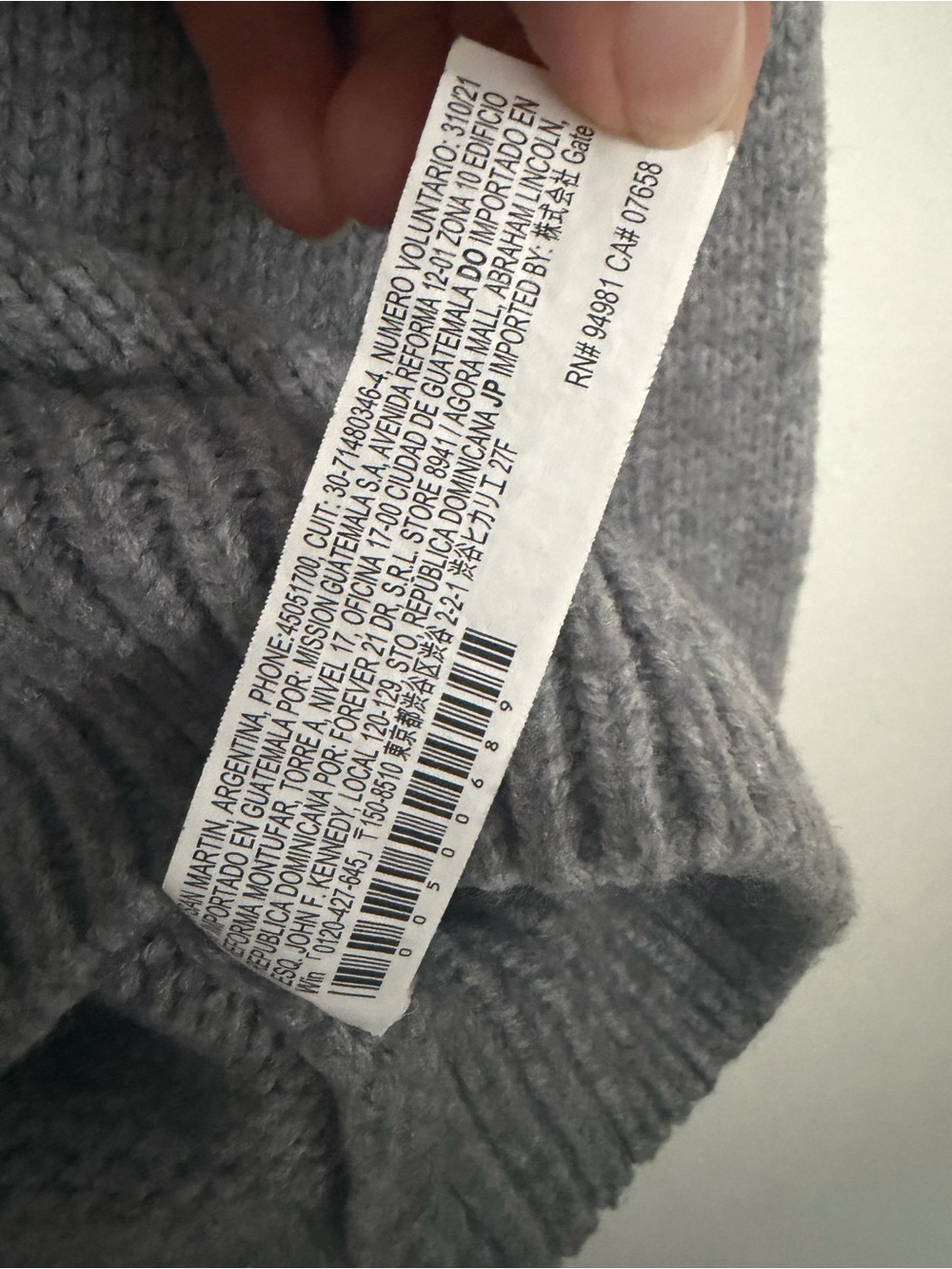 Forever 21 x Sanrio Hello Kitty Angel Gray Knit oversized Sweater Blue Bow Small - Picture 6 of 13